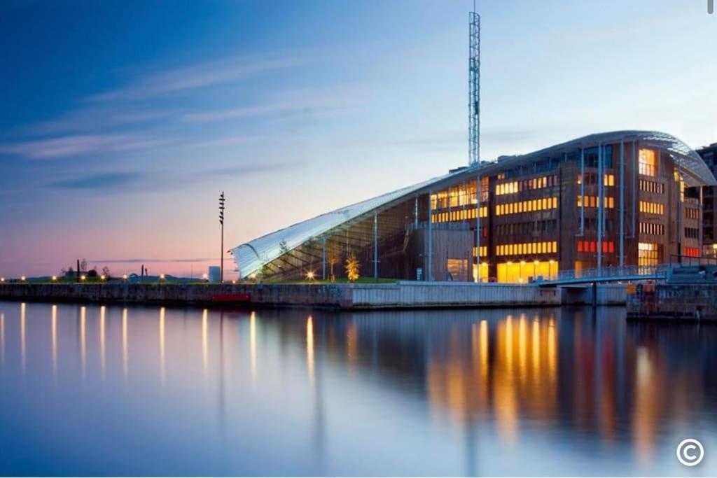 Apartamento Tjuvholmen - Ved Aker Brygge Oslo Exterior foto
